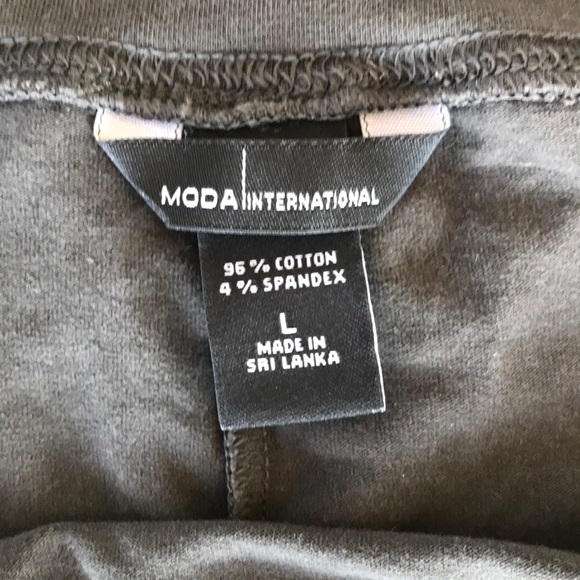 Moda International skirts - Picture 4 of 7